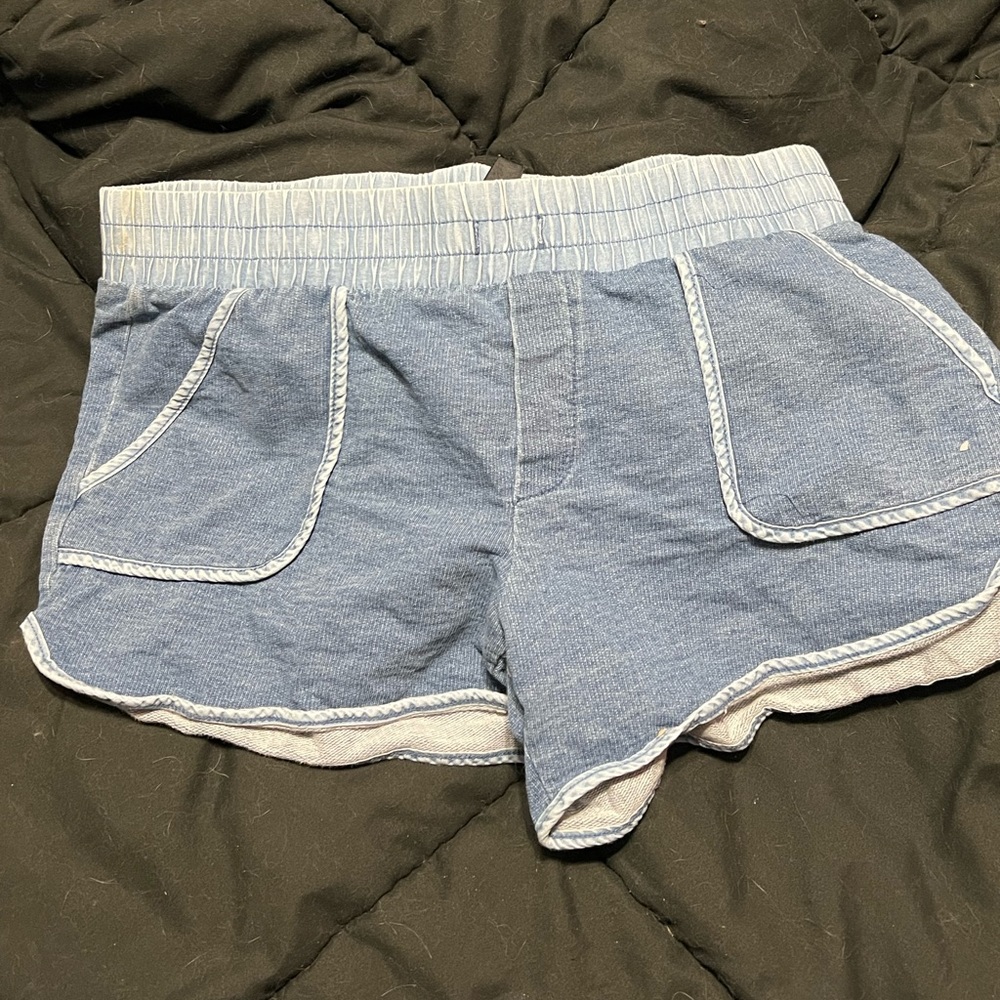 blue shorts